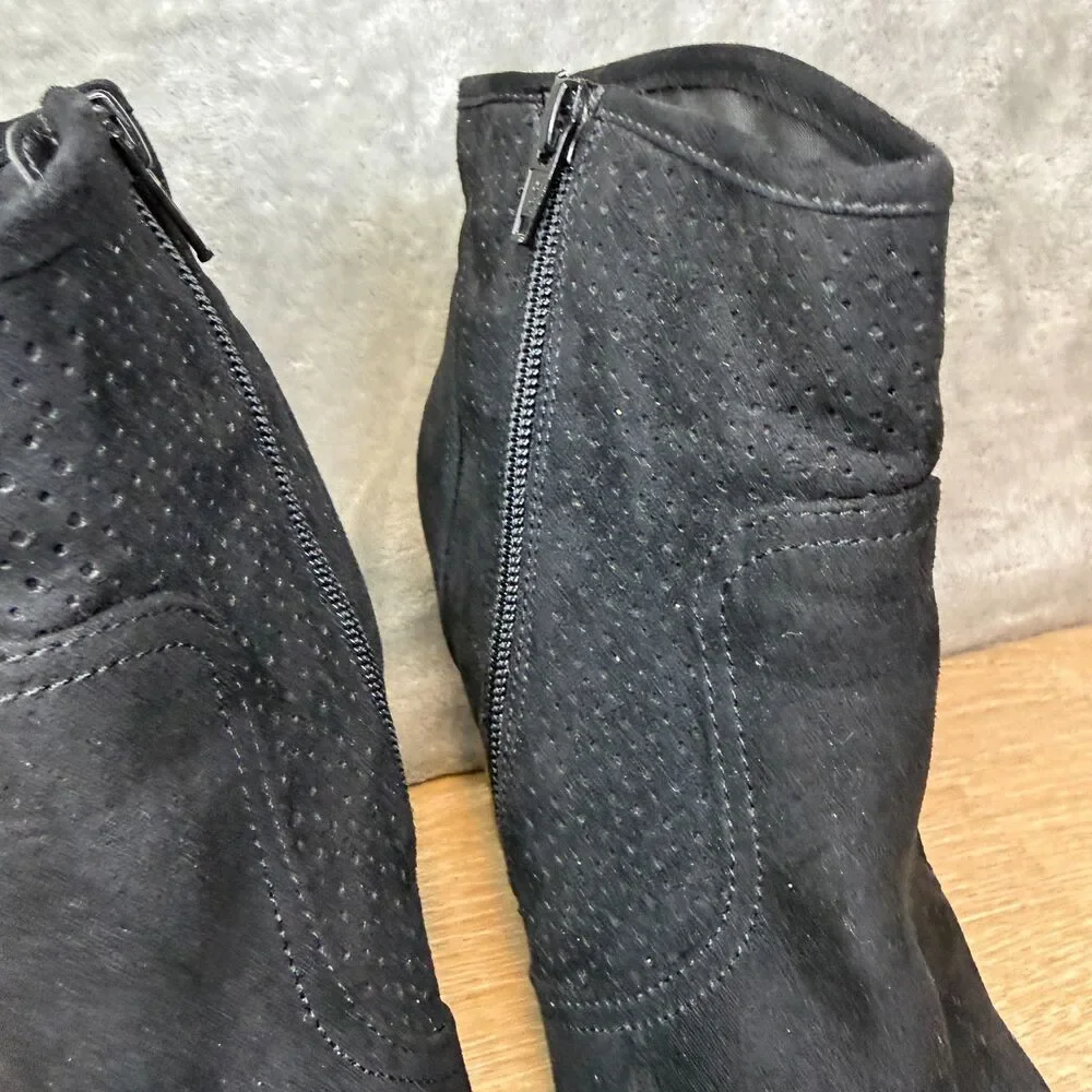 American Rag Women's Adrien Black Almond Toe Heel Booties Boots Chic Size 9